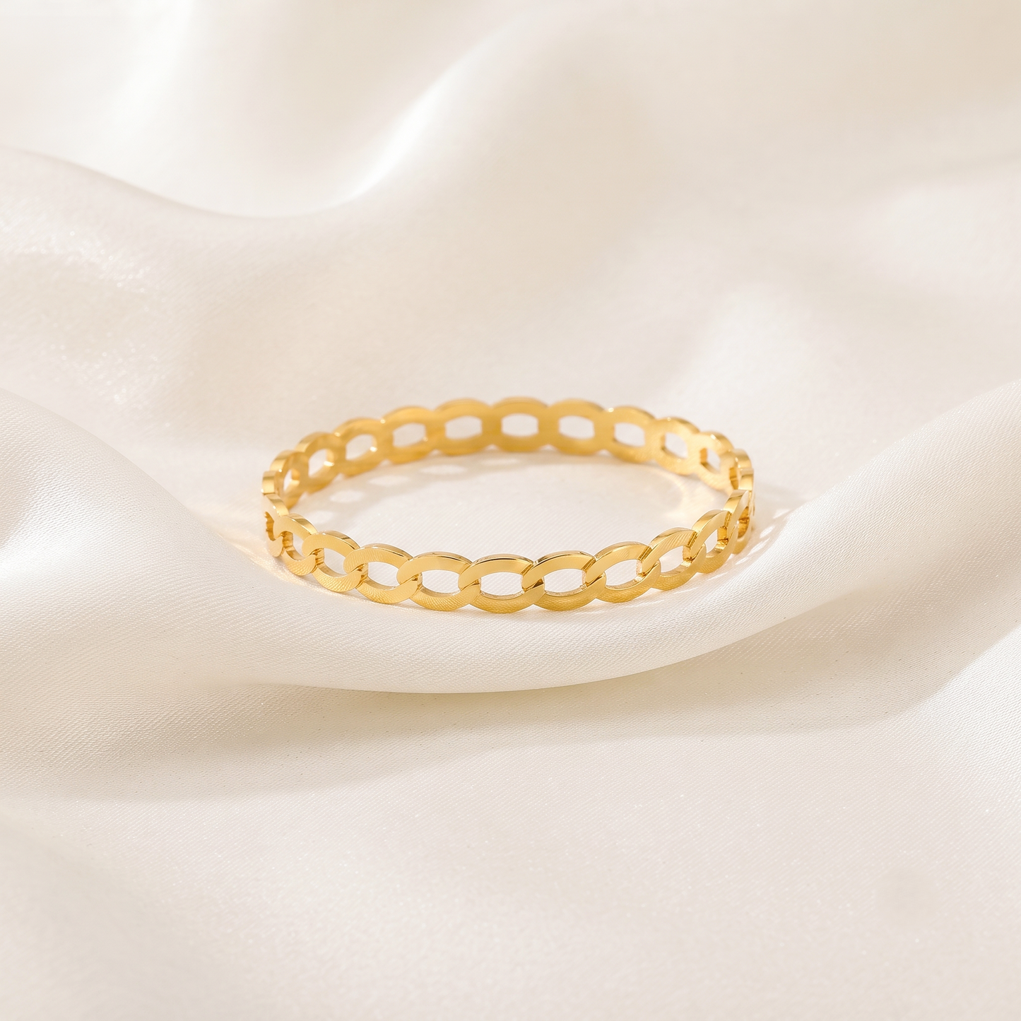 Oval Link Gold Kada Bracelet