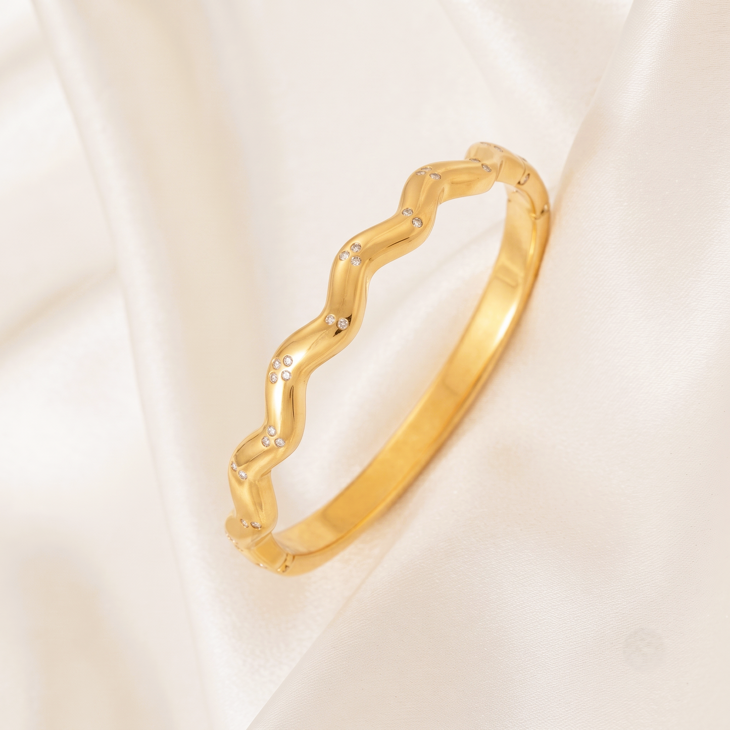 Wavy Gold Kada Bracelet