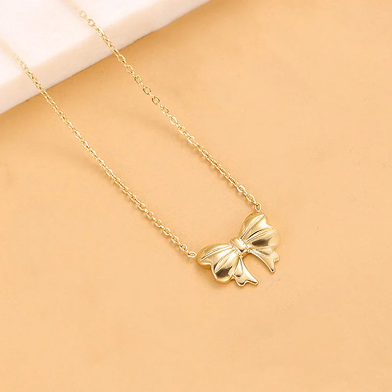 Evelyn Bow Necklace - Anti Tarnish