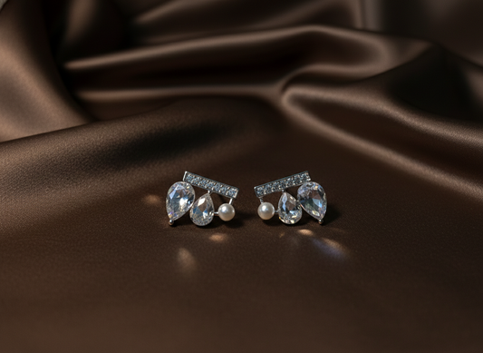 Lumi Pearl Studs