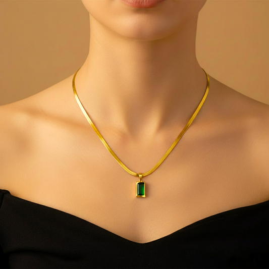 Emerald Radiance Necklace - Anti Tarnish