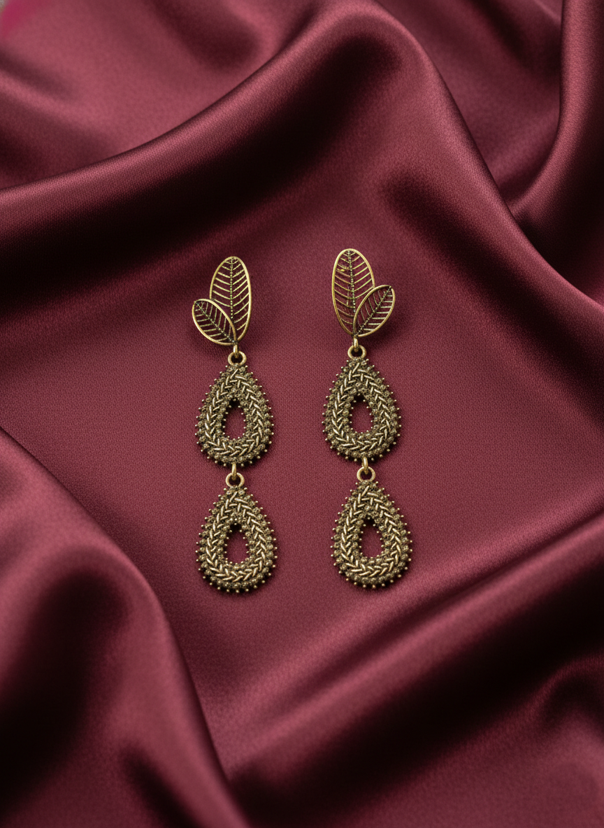 Oxidized Cascade Earrings - Gold