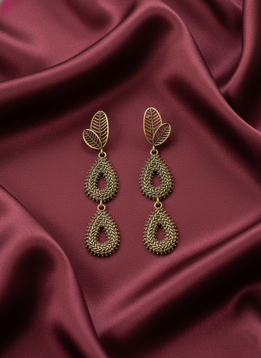 Oxidized Cascade Earrings - Gold