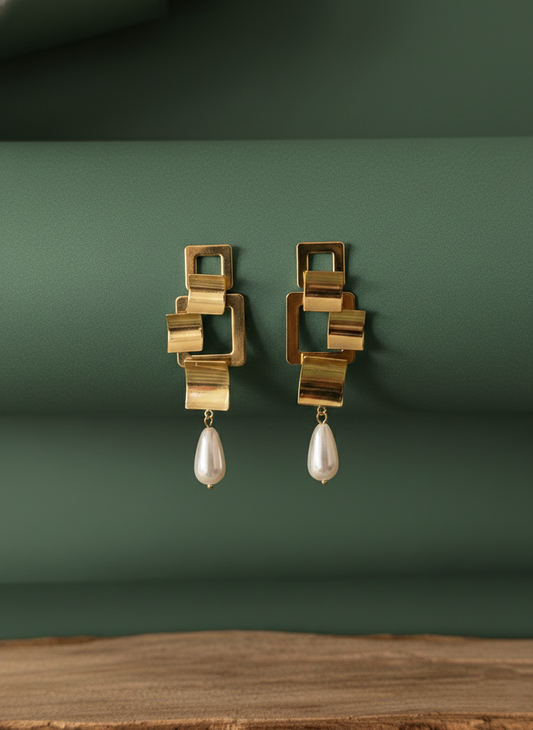 Golden Link Pearl Drops