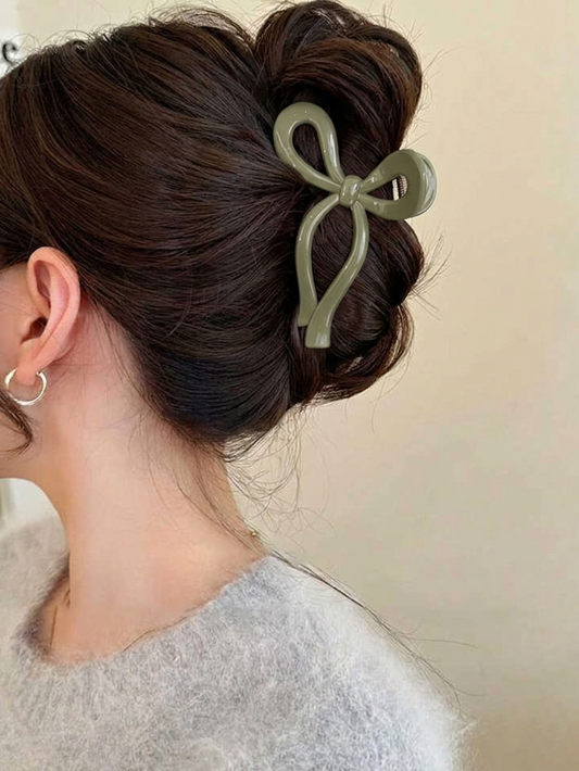 Daisy Knot Claw - Olive Green