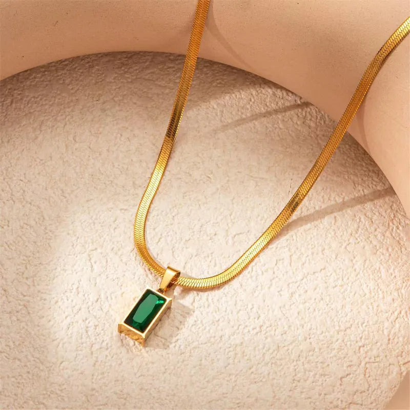 Emerald Radiance Necklace - Anti Tarnish